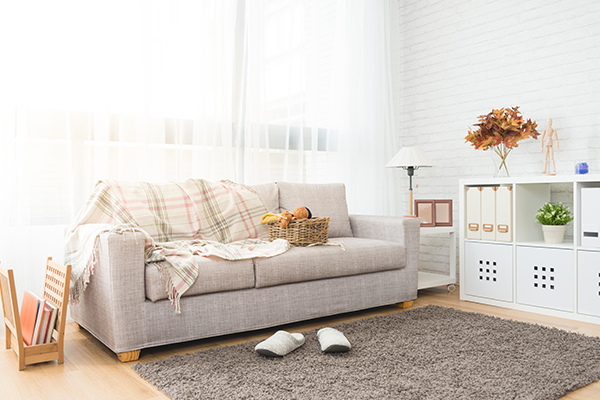 陽光灑落的潔淨新家